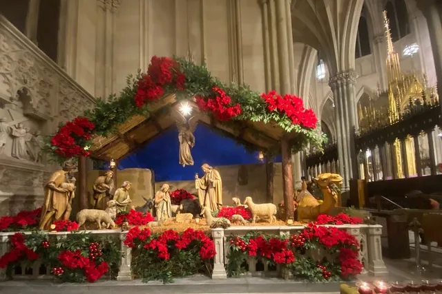 New York St Patrick's Cathedral Holiday Tour 90 min - Image 4