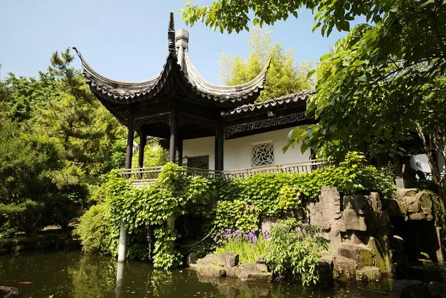 New York Temple and Garden Tour - Image 1