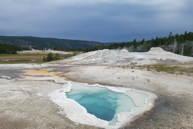 Yellowstone Upper Geyser Basin Self-Guided Audio Tour - Image 3