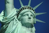 New York Statue of Liberty and Manhattan Walking Tour thumbnail 1
