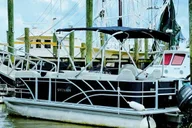Tybee Island Pontoon Boat Rental thumbnail 5
