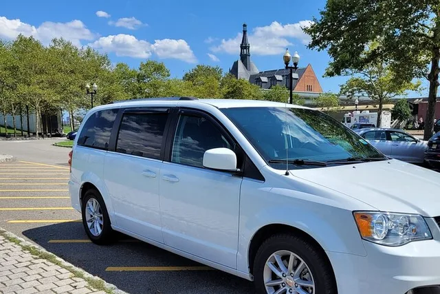 Newark Airport to Cape Liberty Cruise Transfer - Image 3