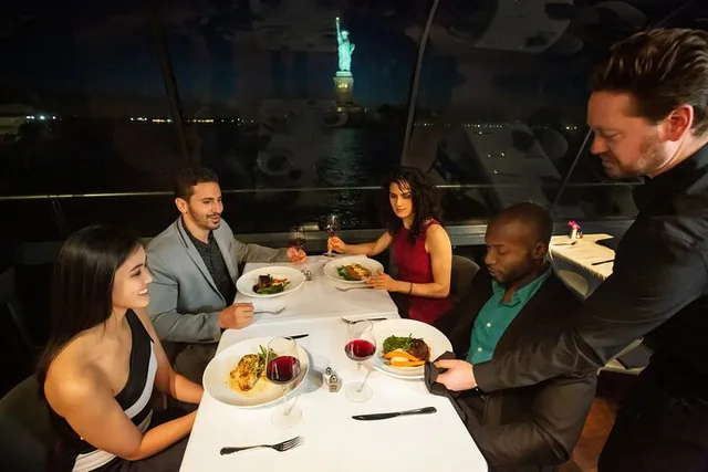 New York Dinner Cruise on Bateaux - Image 4