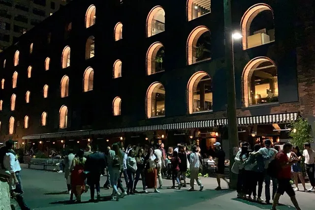 City Night Tour - Image 5