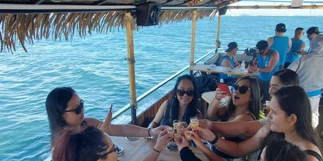 San Diego Tiki Boat Tour on the Bay - Image 2
