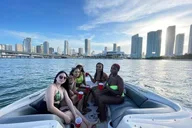 Miami Bay Boat Rental for 2 or 4 Hours thumbnail 2
