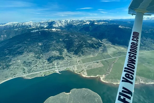 West Yellowstone Scenic Flight over the Continental Divide - Image 4