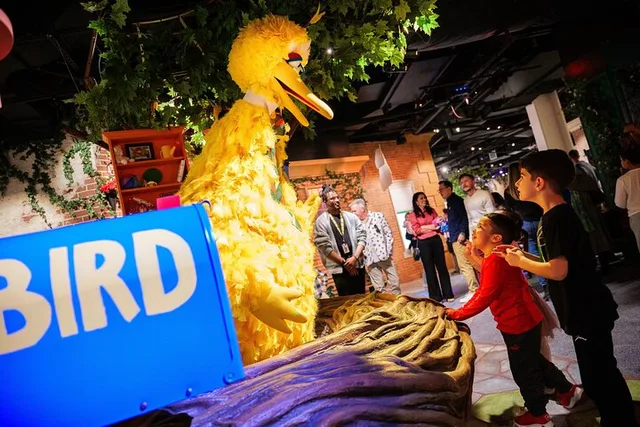 American Dream Sesame Street Learn & Play - Image 1