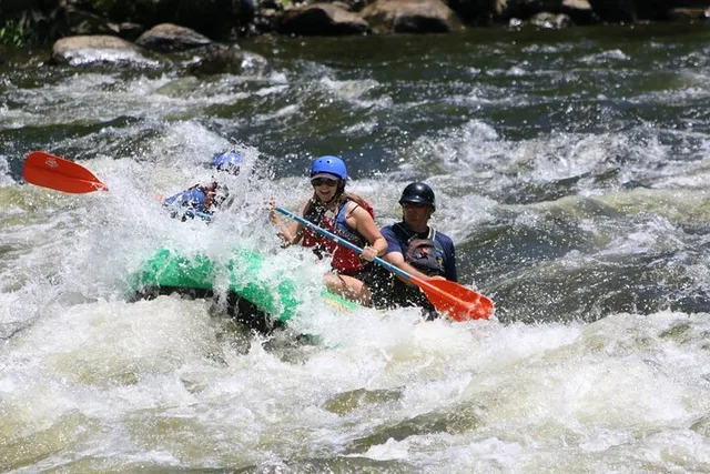 Hartford Whitewater Rafting Adventure 2 hr - Image 2