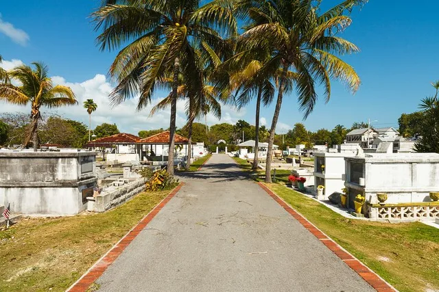 Key West Cemetery Self-Guided Tour - Image 6