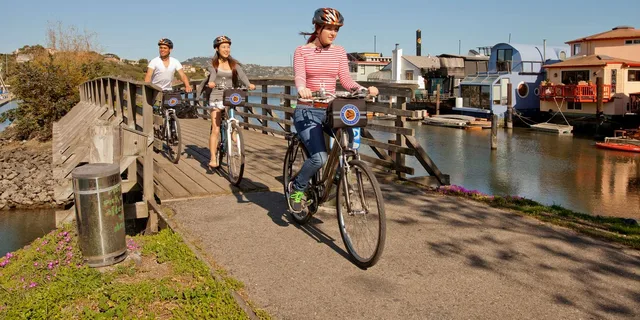 San Francisco Golden Gate Bridge Bike Rental - Image 3