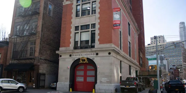 New York City Movie Locations Private Tour - Image 5