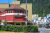 Juneau Mendenhall Glacier Trolley Tour 3 hr thumbnail 5