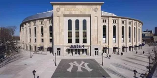 New York City Contrasts Tour of Harlem, the Bronx, Queens, and Brooklyn