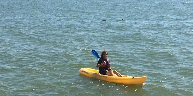 Dallas Kayak Rental with Lesson and Photos - Image 4