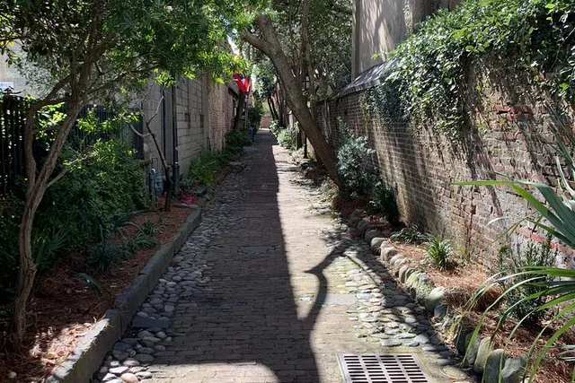 Charleston French Quarter Walking Tour - Image 6