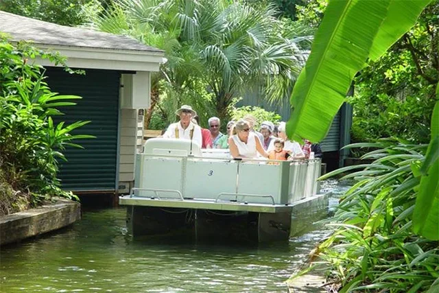 Winter Park Walking and Boat Tour - Image 1