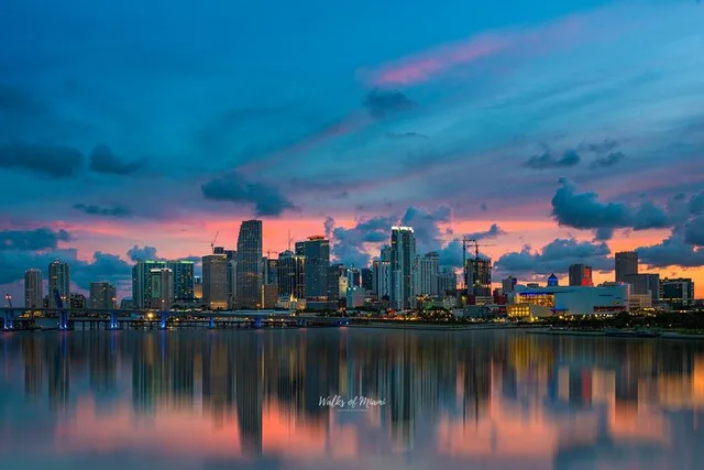 Miami Photo Tour at Sunset and Night - Image 2