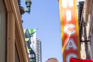 Chicago Photo Shoot at Iconic Landmarks 1 hr thumbnail 5