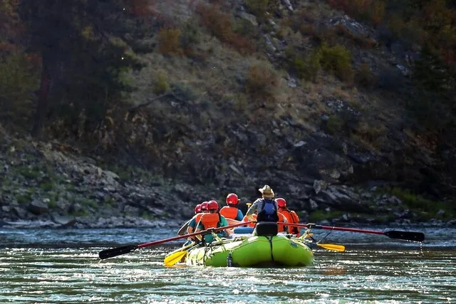 Riggins Whitewater Rafting on Salmon River - Image 2