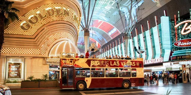 Las Vegas Night Tour with Free Drink (21+) - Image 1