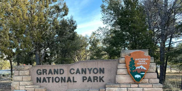 Las Vegas Grand Canyon Private Day Tour - Image 5
