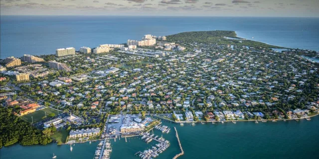 Miami Helicopter Tour from Pembroke Pines - Image 4