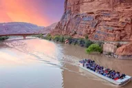 Moab Colorado River Dinner Cruise with Light Show thumbnail 2