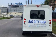 Houston Shuttle Transfer thumbnail 1