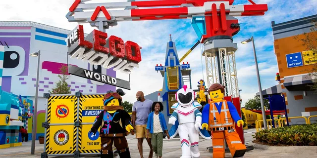 Carlsbad LEGOLAND Theme Park and SEA LIFE 2-Day Access - Image 1