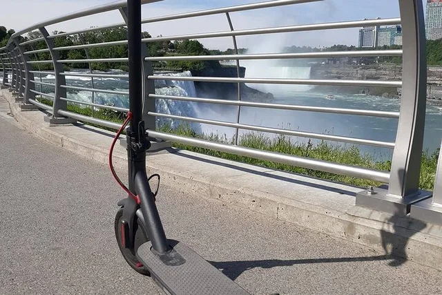Niagara Falls E-Scooter Tour with Daredevil Museum Entry - Image 2