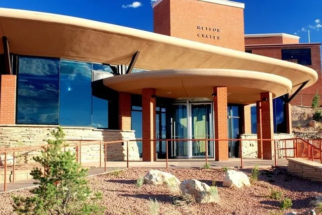 Phoenix Meteor Crater and Walnut Canyon Private Tour - Image 4