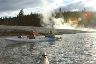 Yellowstone Lake Hot Springs Kayak Tour 3 hr