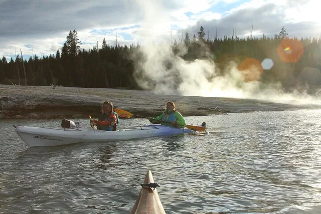 Yellowstone Lake Hot Springs Kayak Tour 3 hr - Image 1