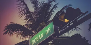 Miami Beach Bar Tour: Art Deco & Neon Lights