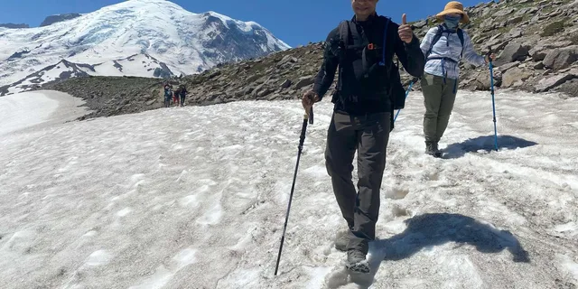 Mount Rainier Day Hike on Three Burroughs Trail - Image 6