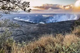 Big Island Kona Volcanoes and Waterfalls Tour