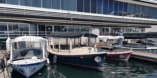 Newport Beach Electric Boat Rental - Image 2