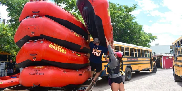 Cañon City Family Float Rafting with Lunch - Image 5