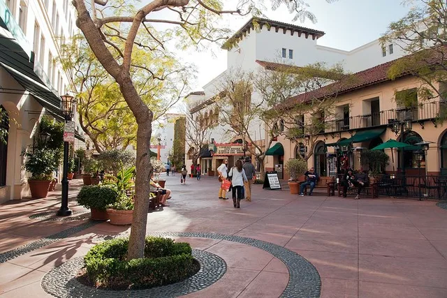 Los Angeles Private Tour to Santa Barbara & Solvang - Image 3