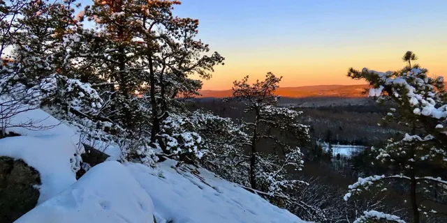 Boston Snowshoe Adventure in Western Massachusetts 8 hr - Image 4