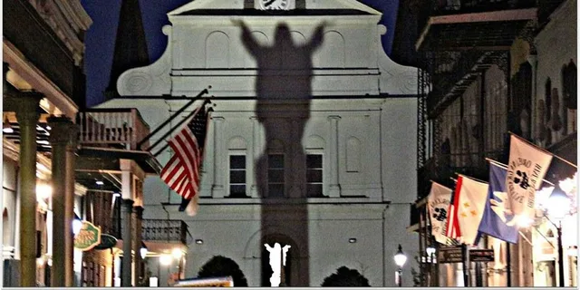 New Orleans Haunted Walking Tour - Image 3