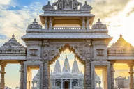 New York Shri Swaminarayan Mandir and Longwood Gardens Tour thumbnail 1