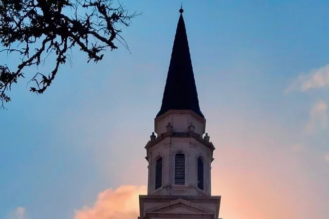 Galveston Mansions and Murder Walking Tour 90 min - Image 5
