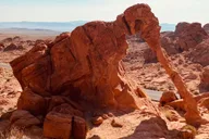 Las Vegas Valley of Fire Small Group Tour 4 hr thumbnail 2
