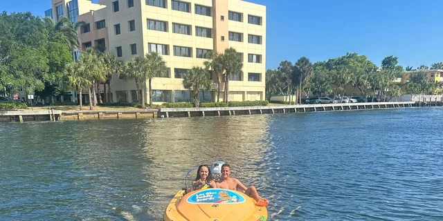 Fort Lauderdale Mini Powerboat Rental - Image 6
