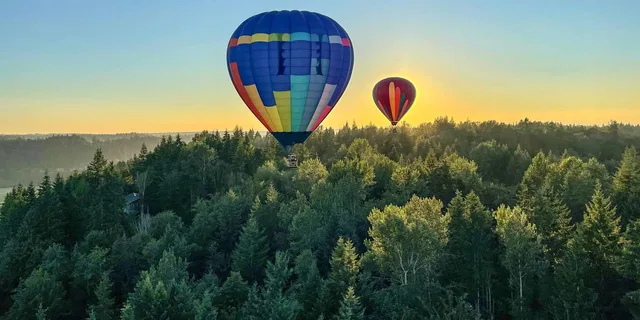 Seattle Mt. Rainier Hot Air Balloon Ride - Image 6