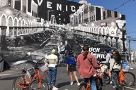 Venice and Santa Monica Bicycle Tour thumbnail 5