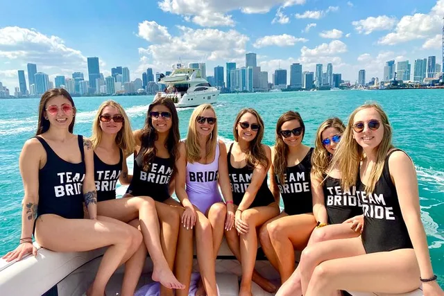 Miami Private Boat Excursion - Image 2