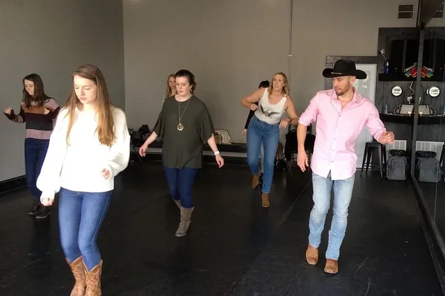 Nashville Line Dance Class - Image 1